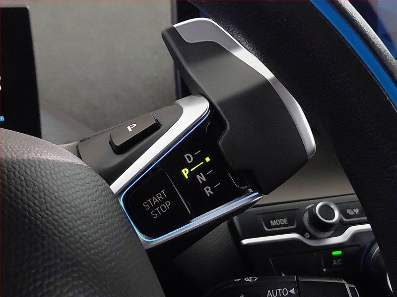 BMW i3 (2018) 94Ah REX, Automat, Navi - fotka 13 z 21