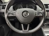 Škoda Octavia 1,6 TDi 6ST. MAN. NAVI SENZORY - náhled 9
