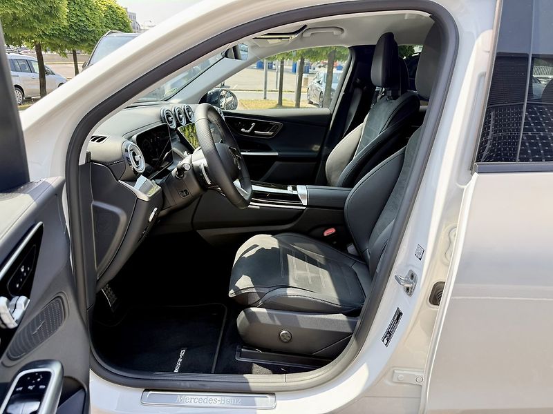 Mercedes-Benz GLC (2025) 200 d 4MATIC - fotka 24 z 45