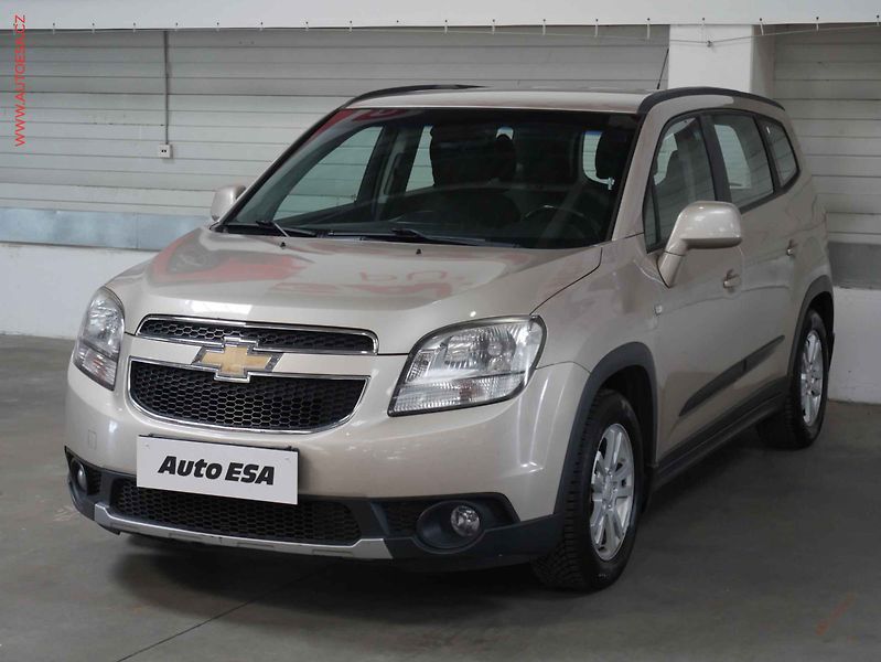 Chevrolet Orlando (2011) 1.8i, ČR, autoAC, tažné - fotka 3 z 19