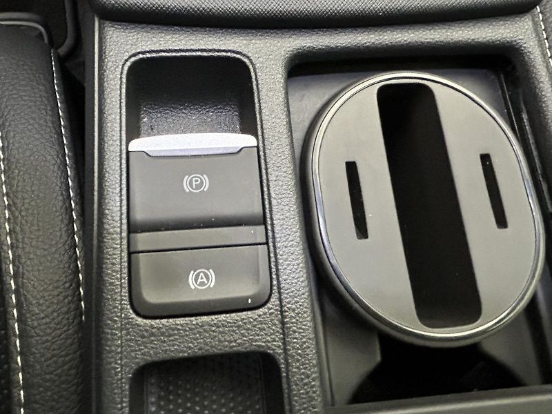 Škoda Octavia 1.5 TSI SportLine - fotka 27 z 29