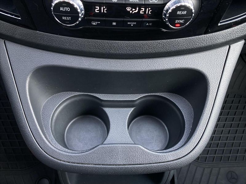 Mercedes-Benz Vito Tourer 119 CDI 4x4 - fotka 23 z 27
