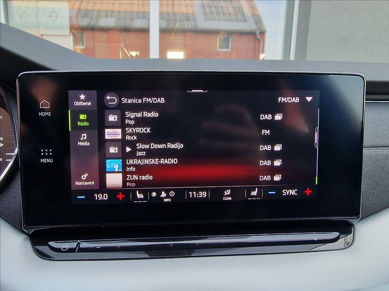 Škoda Octavia 2.0TDI Style, původ ČR,1.Maj. - fotka 33 z 50