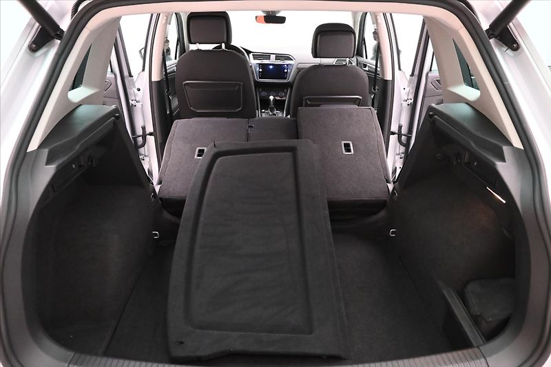 Volkswagen Tiguan 2,0 TDI 110 kW DSG iQ.DRIVE Zá - fotka 11 z 30