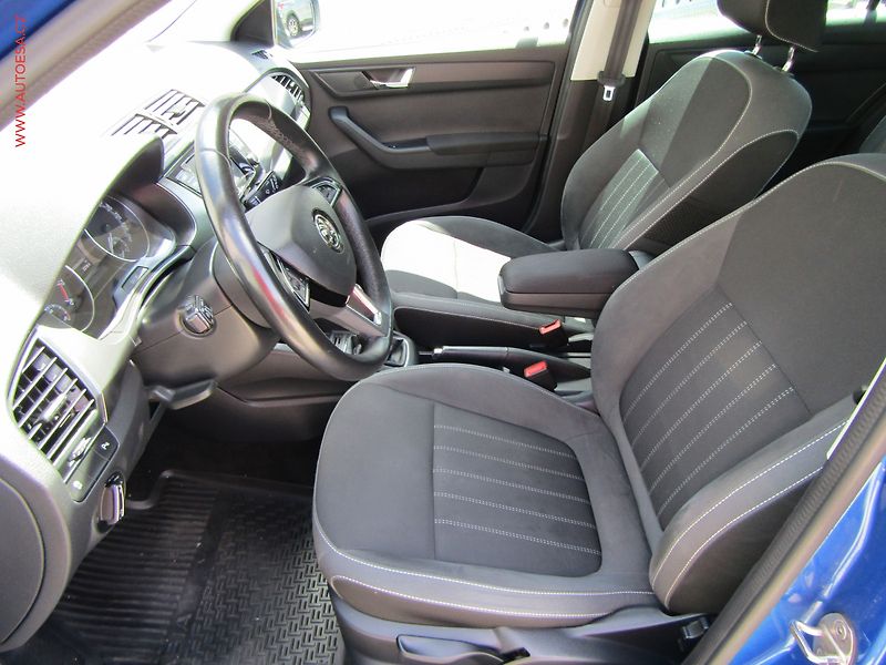 Škoda Fabia (2019) 1.0 TSi, ČR, Style, LED - fotka 8 z 17