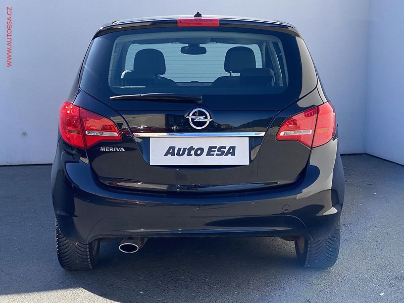 Opel Meriva (2011) 1.4T, Cosmo - fotka 5 z 17