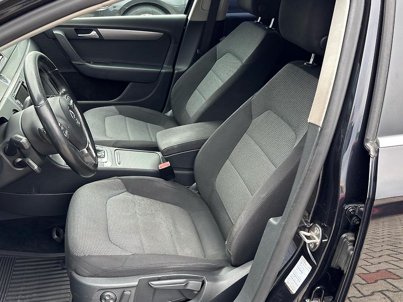 Volkswagen Passat DSG COMFORTLINE - fotka 7 z 26