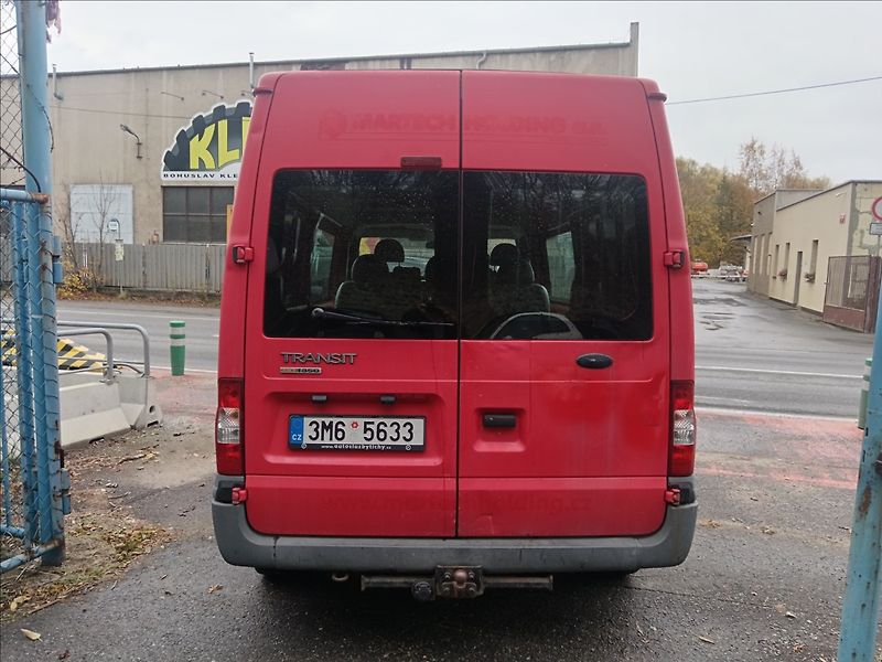 Ford Transit 2,2 TDCi 6míst - fotka 9 z 21