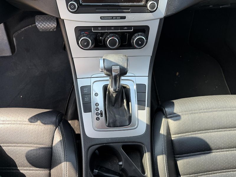Volkswagen Passat CC 2.0 TSI - fotka 17 z 21