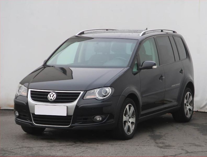 Volkswagen Touran (2008) Cross 2.0 TDI, Automat - fotka 2 z 19
