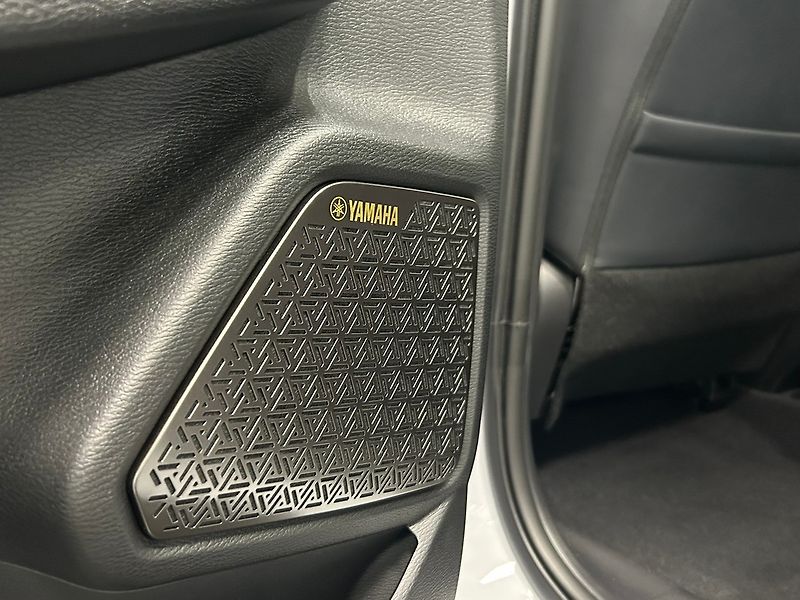 Mitsubishi Outlander (2025) 2.4 PHEV Instyle | 8 let | Nov - fotka 26 z 67
