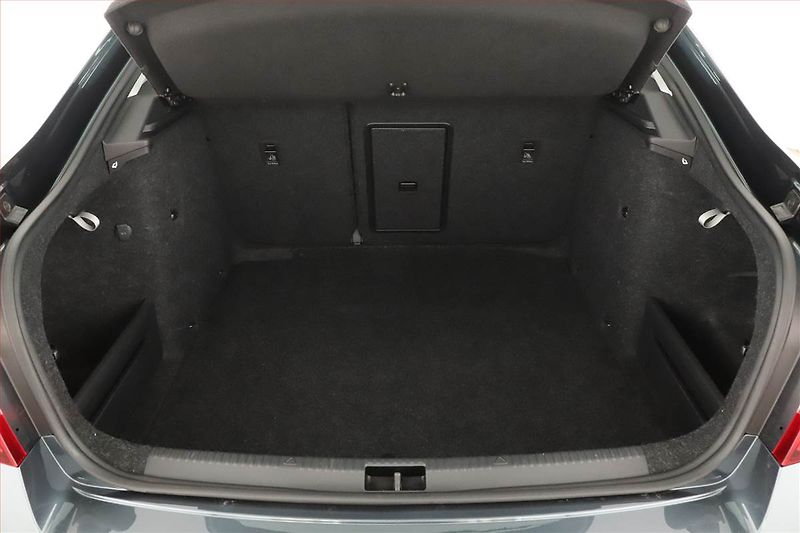 Škoda Octavia (2018) 1.6 TDI, Tempomat - fotka 10 z 14