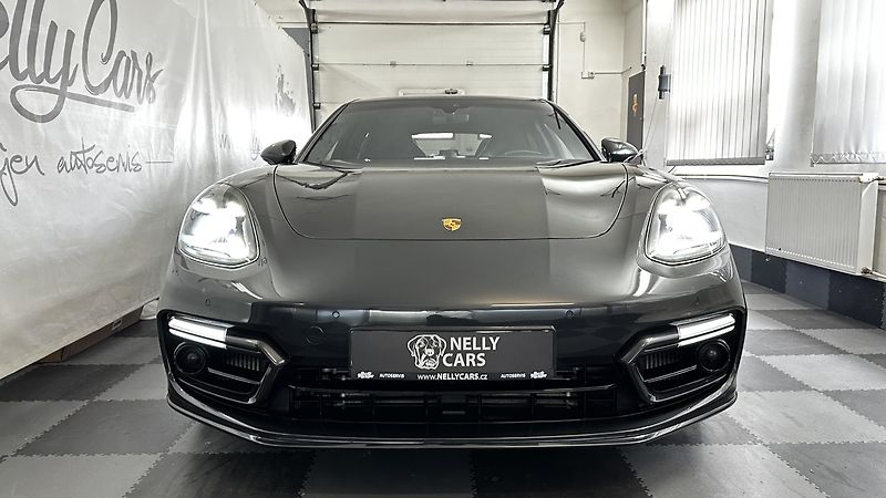 Porsche Panamera TURBO S / ZÁRUKA / TOP STAV - fotka 2 z 50