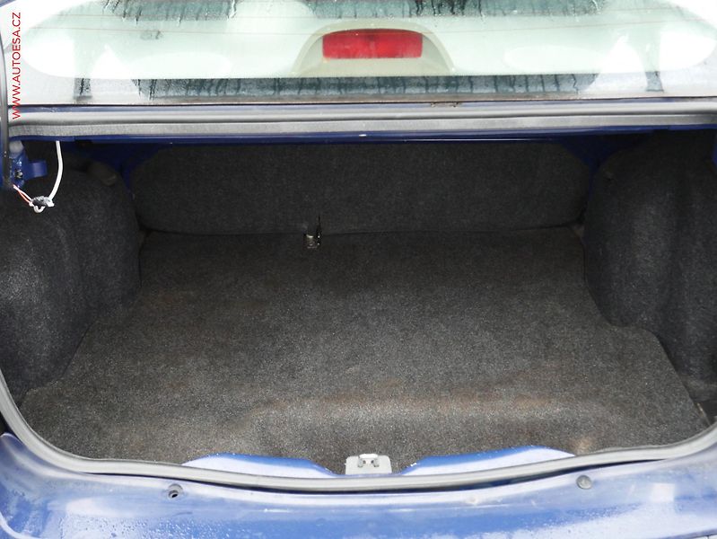 Renault Thalia (2005) 1.4i, ČR, AC - fotka 7 z 15