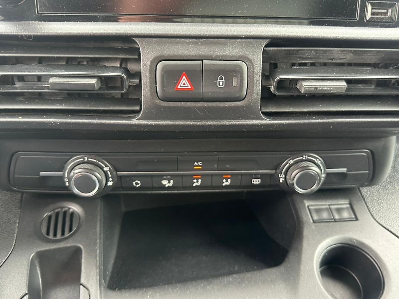 Citroën Berlingo (2021) 1.5HDi, 75KW - fotka 14 z 20