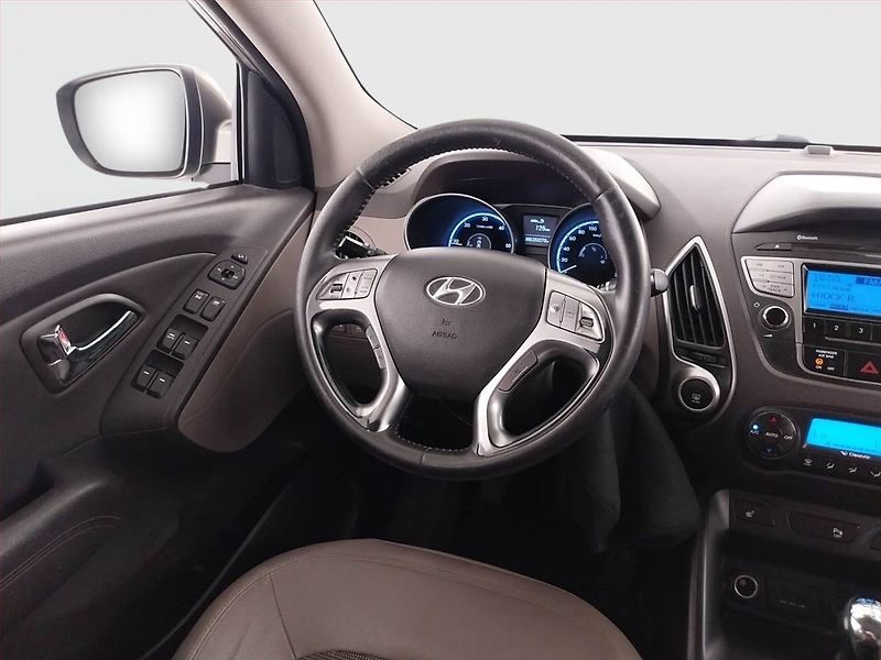 Hyundai ix35 (2011) 2.0 CRDi, 4X4, Tempomat - fotka 7 z 20