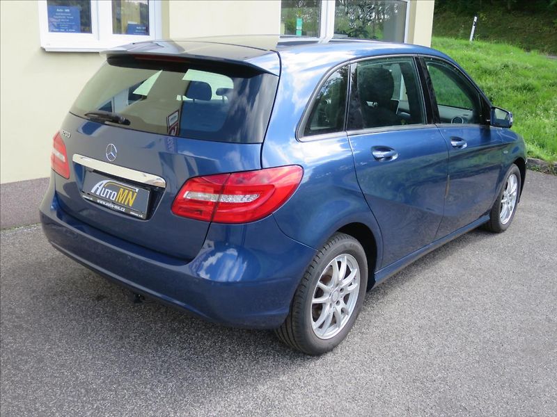 Mercedes-Benz Třídy B 1,6   200 - fotka 4 z 22