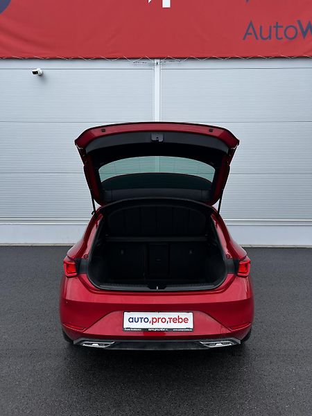 Seat Leon 1.5eTSI 110kW DSG FR-Line  - fotka 23 z 23