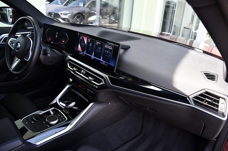 BMW Řada 4 420d xDrive M-SPORT ČR 1.MAJ - fotka 18 z 46