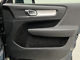 Volvo XC40 D3 MOMENTUM PRO MAN - náhled 34