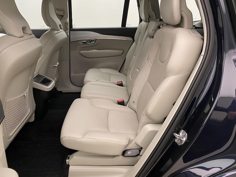 Volvo XC90 D5 AWD MOMENTUM AUT CZ 7míst - fotka 5 z 50