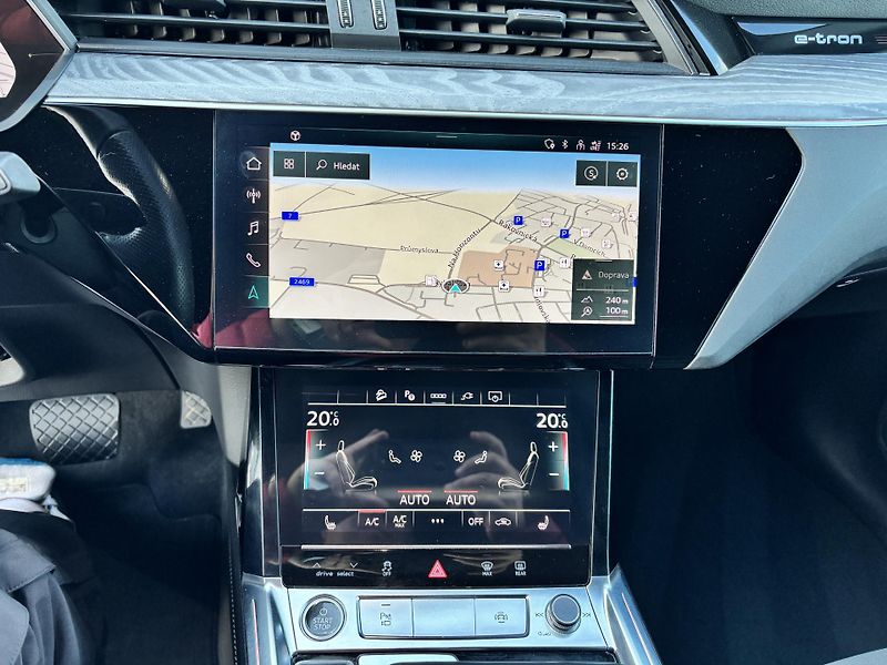 Audi e-tron (2021) 50 Quattro S-Line rezervace - fotka 28 z 38