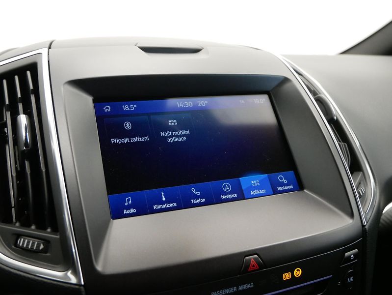 Ford S-MAX - fotka 19 z 26