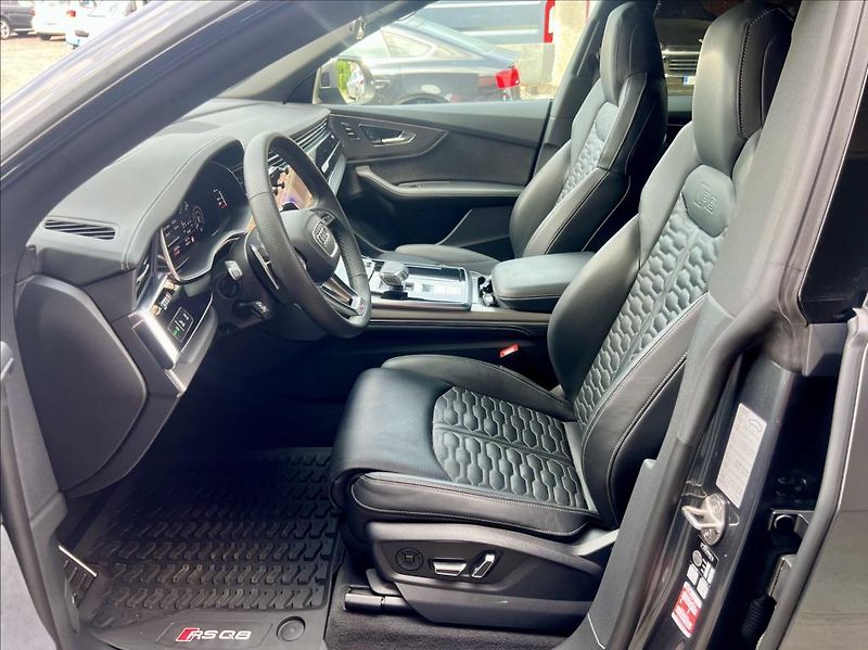 Audi RS Q8 4,0 TFSi QUATTRO MATRIX záruka - fotka 10 z 46