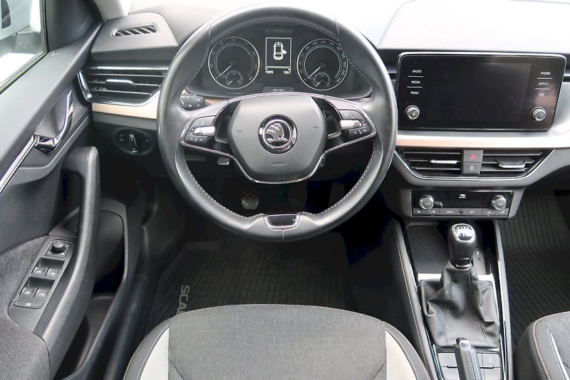 Škoda Scala (2021) STYLE 1.5 TSI 110 kW - fotka 25 z 28