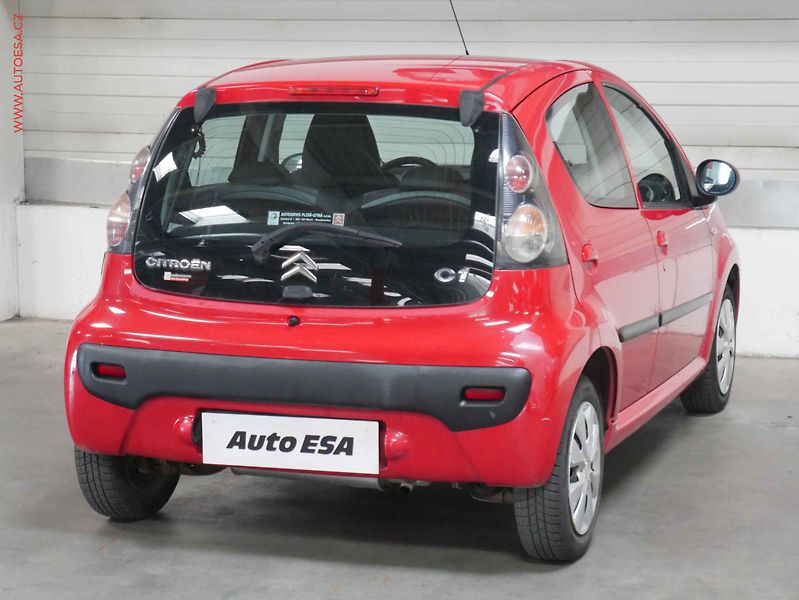 Citroën C1 (2010) 1.0 i, 1.maj,ČR, AC - fotka 6 z 14