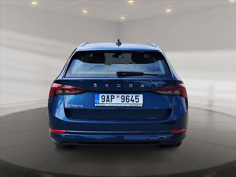 Škoda Octavia 2,0 TDI Style - fotka 5 z 11