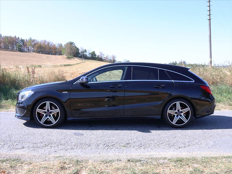 Mercedes-Benz CLA 2,0 250 160kW 4M AMG Sport SB - fotka 4 z 37