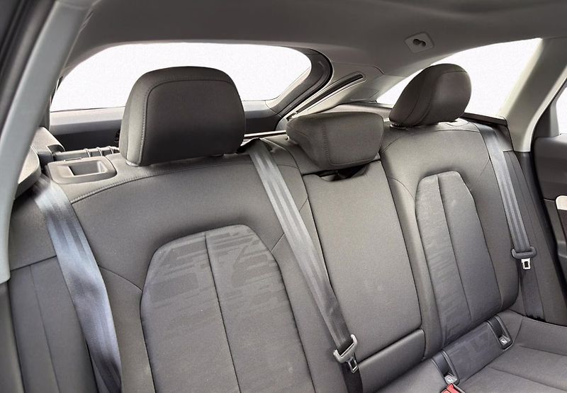 Audi A6 TDI quattro Pano Tech+ 360 - fotka 10 z 11