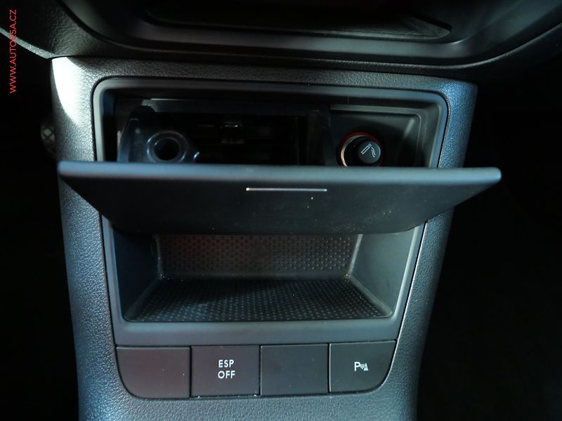 Volkswagen Golf Plus (2009) 1.2 TSi, ČR, Highline - fotka 20 z 22