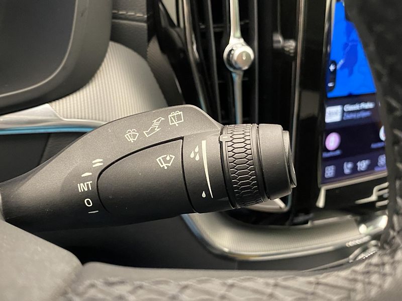Volvo XC60 AWD POLESTAR AUT CZ 1.maj - fotka 23 z 65