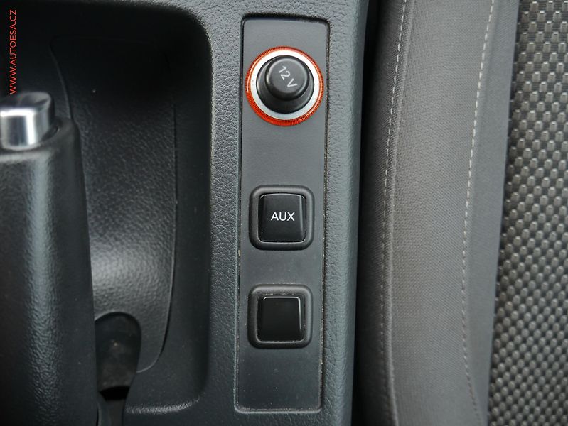 Seat Exeo (2012) 2.0TDi, ČR - fotka 13 z 17