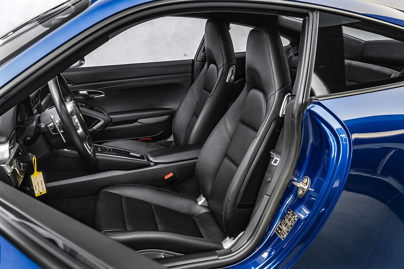 Porsche 911 Carrera 4s PASM Bi-Xenon - fotka 13 z 19