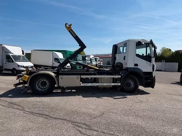 Iveco Ostatní AD190S31 4x2 hákový natah. - fotka 4 z 23