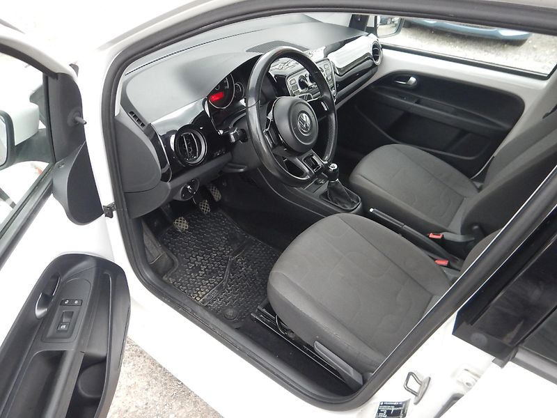 Volkswagen up! 1.0i, CNG, KLIMA - fotka 9 z 32