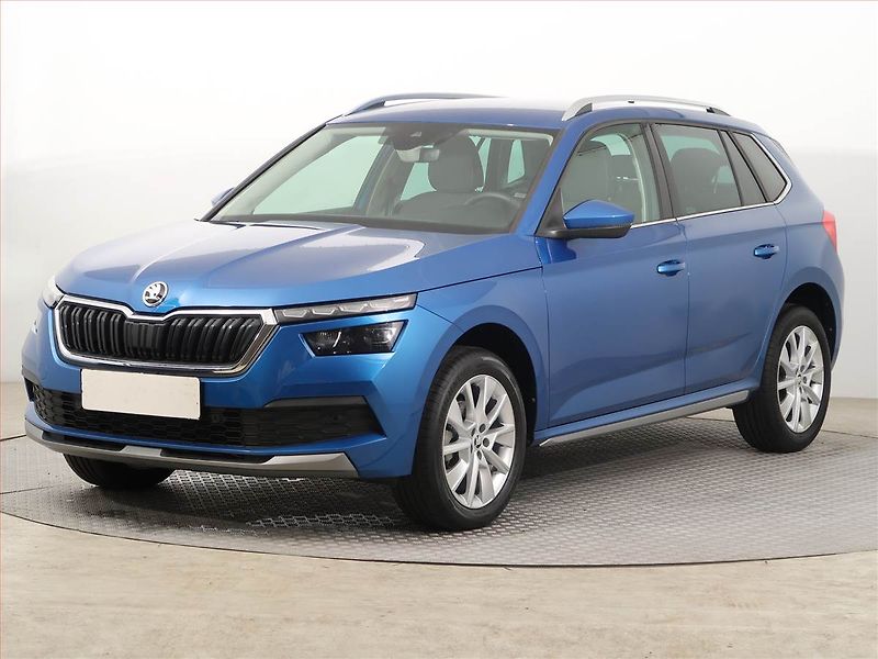 Škoda Kamiq (2023) Style 1.0 TSI - fotka 2 z 16