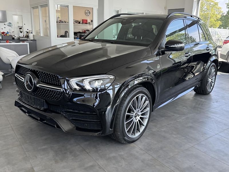 Mercedes-Benz GLE (2023) 580 4MATIC AMG PANORAMA VZDUCH - fotka 3 z 46