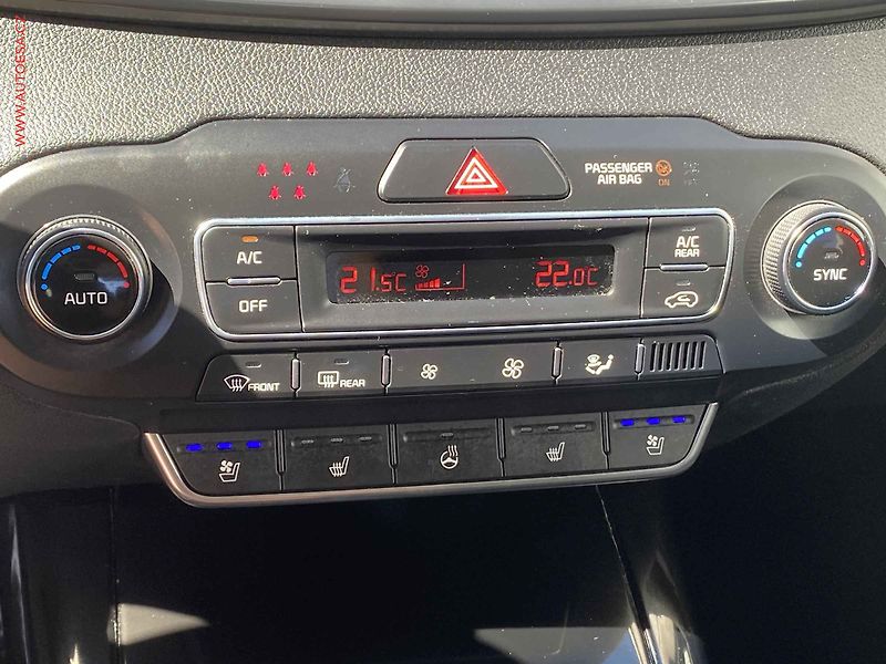 Kia Sorento (2018) 2.2 CRDi 4x4, Platinum, AT - fotka 19 z 22