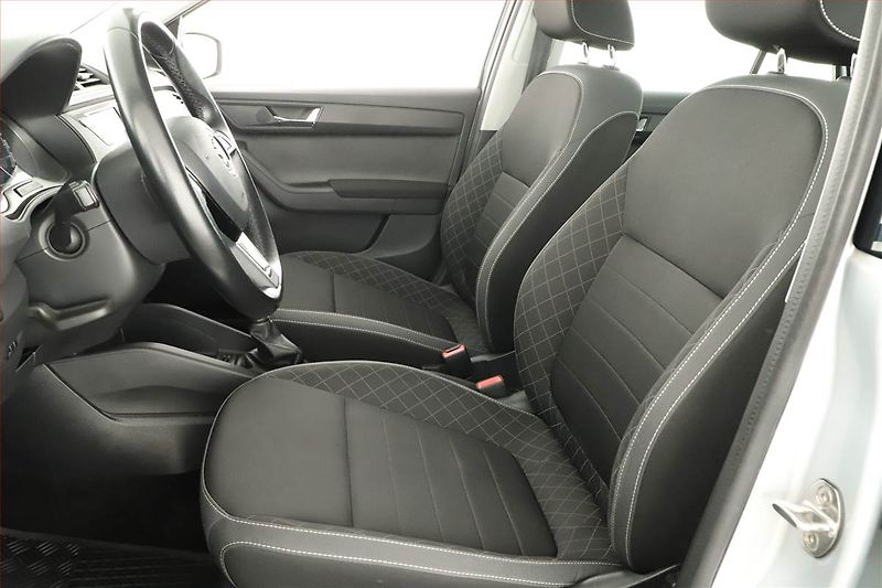 Škoda Fabia (2019) 1.0 TSI - fotka 7 z 11