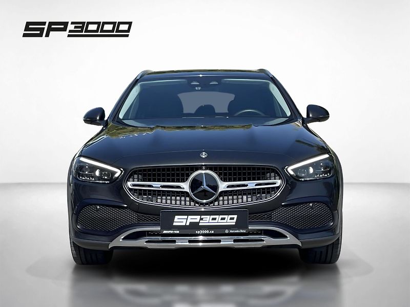 Mercedes-Benz Třídy C 220d 4MATIC All-Terrain - fotka 8 z 38