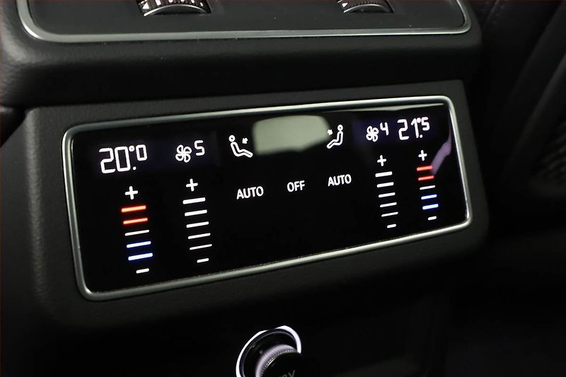 Audi A6 (2020) 50 TDI - fotka 27 z 28