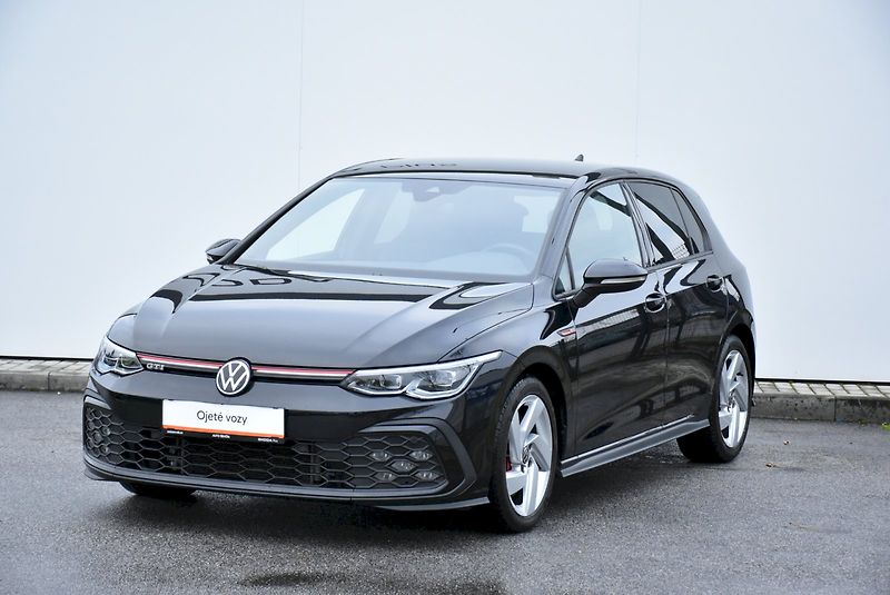 Volkswagen Golf (2022) GTI 2.0 TSI 180kW - fotka 6 z 33