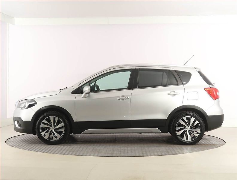 Suzuki SX4 S-Cross (2019) Elegance 1.4 BoosterJet, 4X4 - fotka 3 z 23