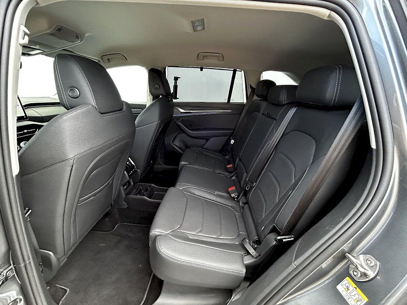 Škoda Kodiaq (2025) 2.0 TDI 142kW 4x4 DSG Exclusiv - fotka 30 z 35
