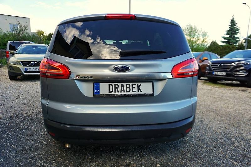 Ford S-MAX (2014) TITANIUM 2,0 TDCI 103 kW - fotka 5 z 39