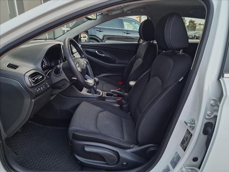 Hyundai i30 1.0 T-GDI Smart Kombi,ČR,1Maj - fotka 19 z 50